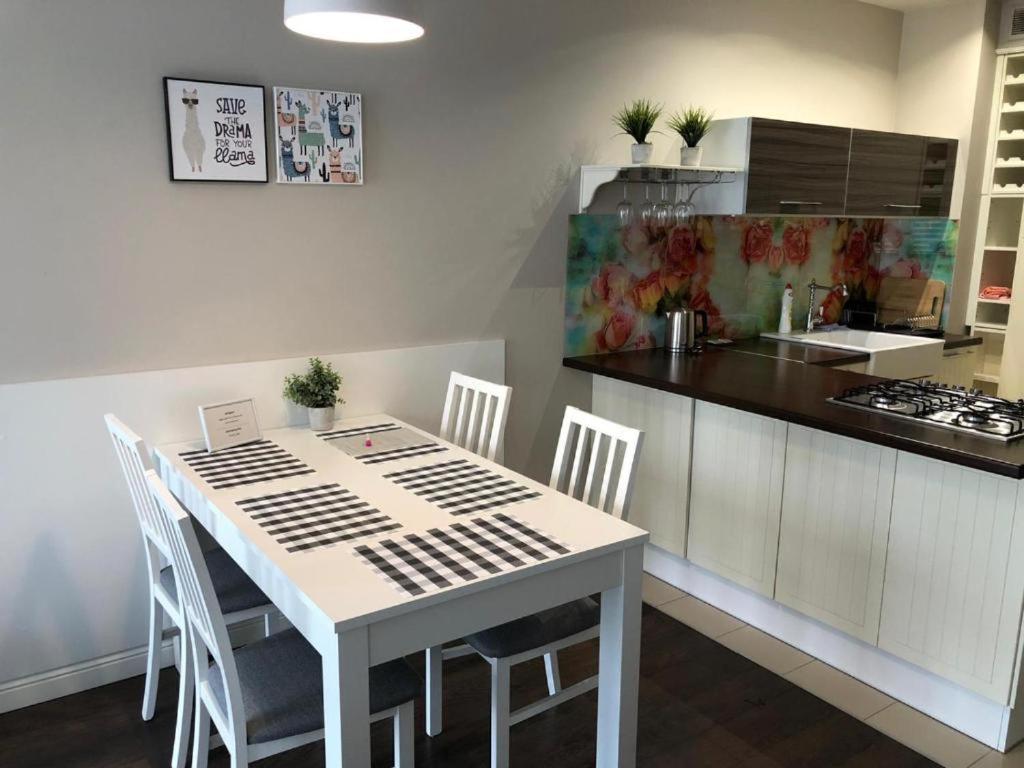 Apartamenty Plaza Słupca Екстериор снимка